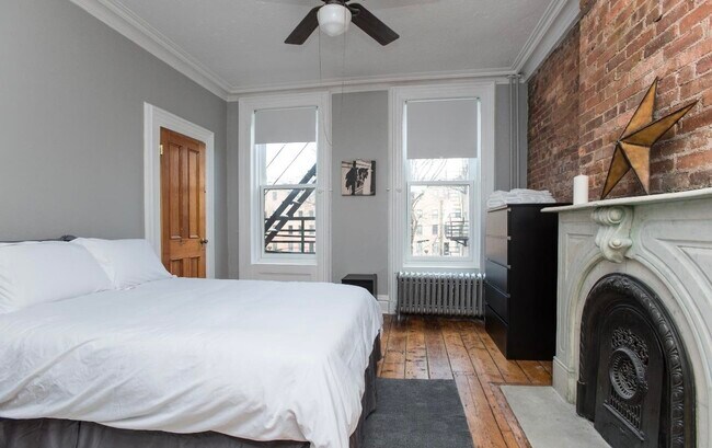 Building Photo - 154 Mercer St