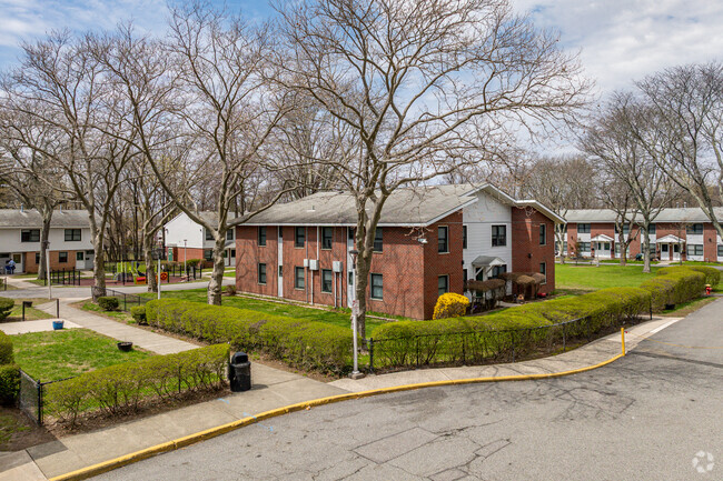 Primary Photo - Waldron Terrace