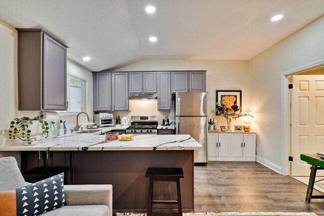 Building Photo - ADU One Bedroom Unit Available with Privat...