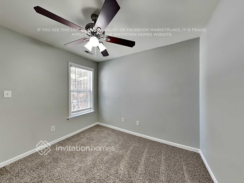 Building Photo - 117 Blackthorne Ct