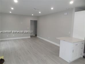 Building Photo - 6540 W 11th Ave