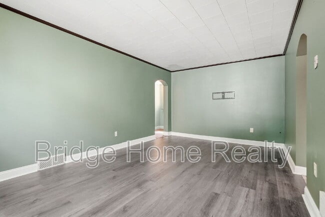 Building Photo - 507 Cherry St