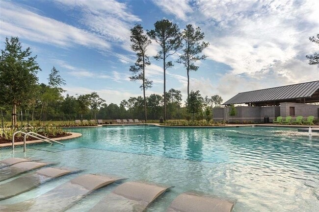 Building Photo - 17106 Rainier Creek Dr