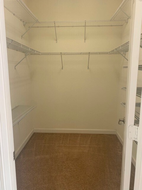 Building Photo - 9488 SW Merlin Ct