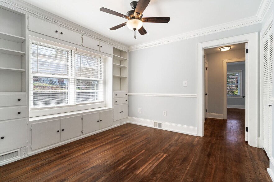 Flex Room - 415 Hudson St
