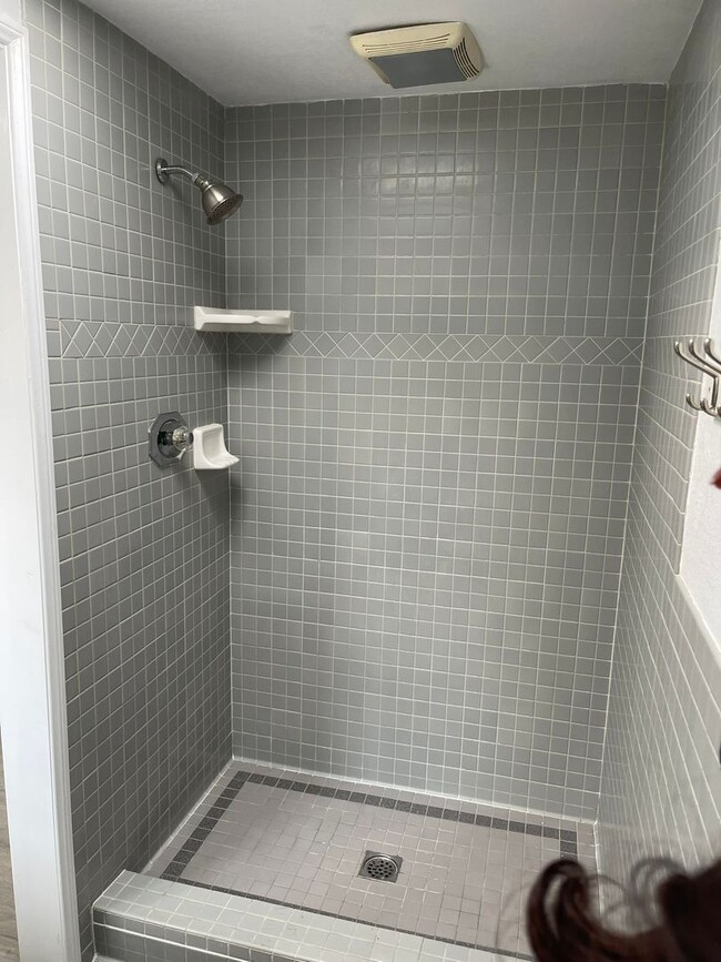 Building Photo - Cozy 1 Bed, 1 Bath Studio - ALL UTILITIES INCLUDED