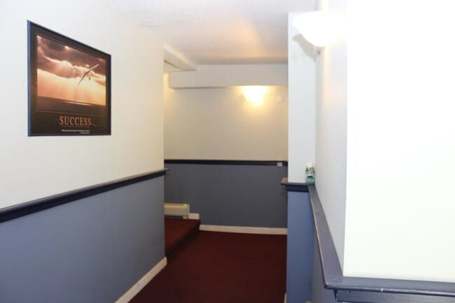 Building Photo - 166 Whittier Rd