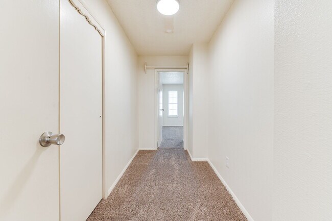 Building Photo - 5911 NW 30th St
