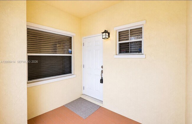 Building Photo - 11840 SW 99th St