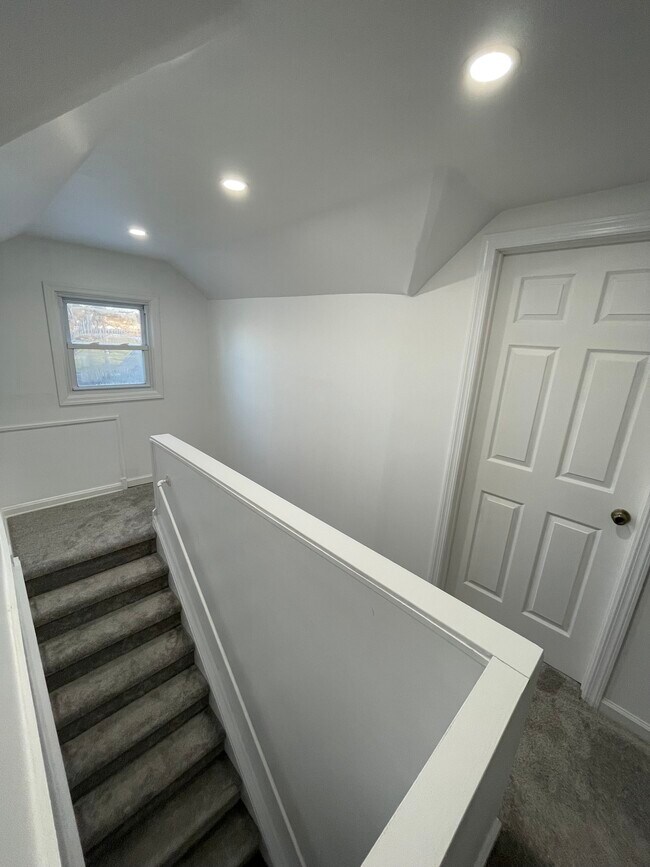 Building Photo - 3791 W 210th St