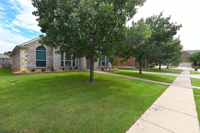 Building Photo - BEAUTIFUL 3 BEDROOM HOME LOCATED IN FRISCO, TEXAS!