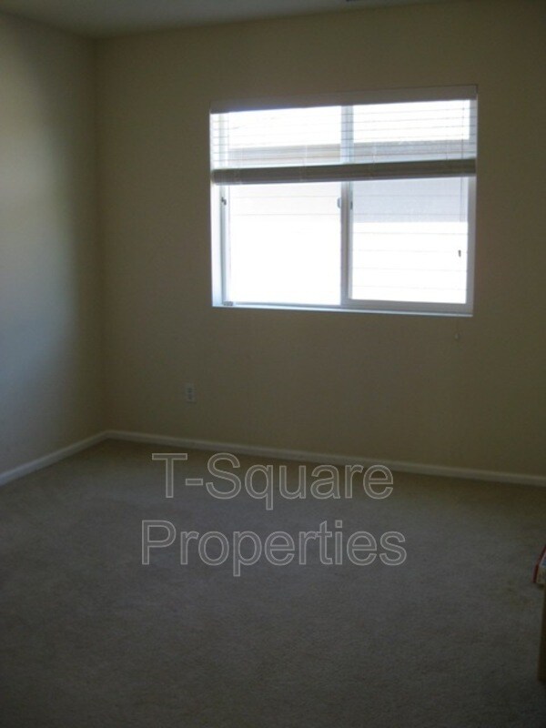 Building Photo - 4023 134th Pl SE