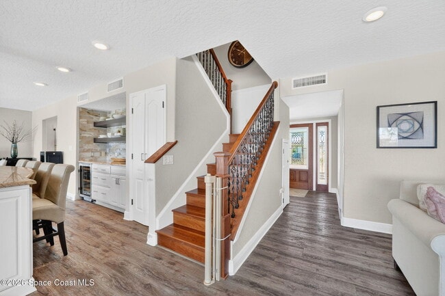 Building Photo - 244 Andros Ave