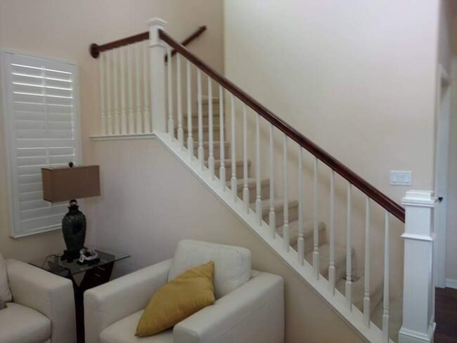 Building Photo - Stunning 3-Bedroom/3-Bathroom in Sunny Ewa...