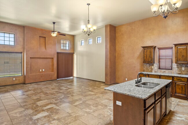 Building Photo - 3950 Agua De Vida Dr