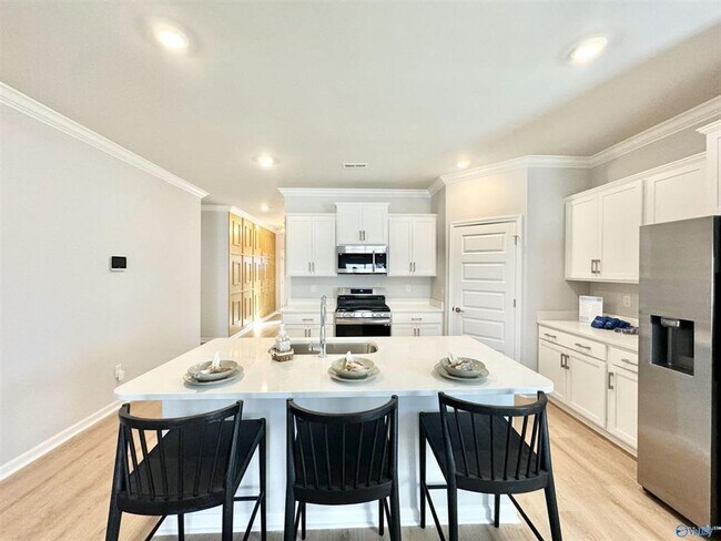 Building Photo - 15617 Ruthie Lynn Dr