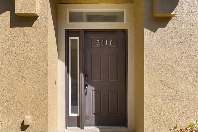 Building Photo - 2110 Little Gem Loop