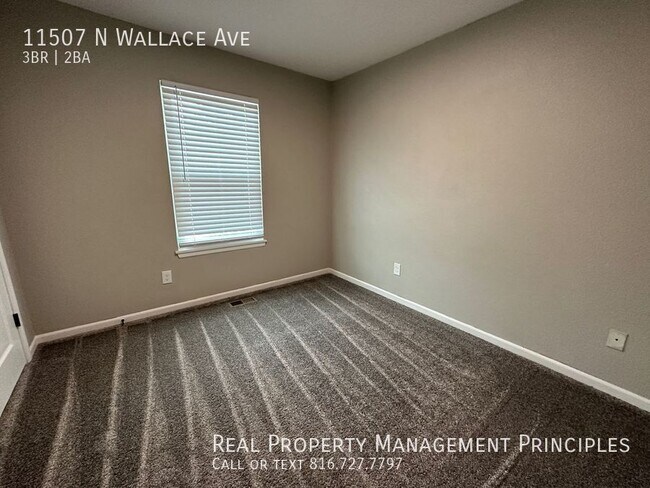 Building Photo - 11507 N Wallace Ave
