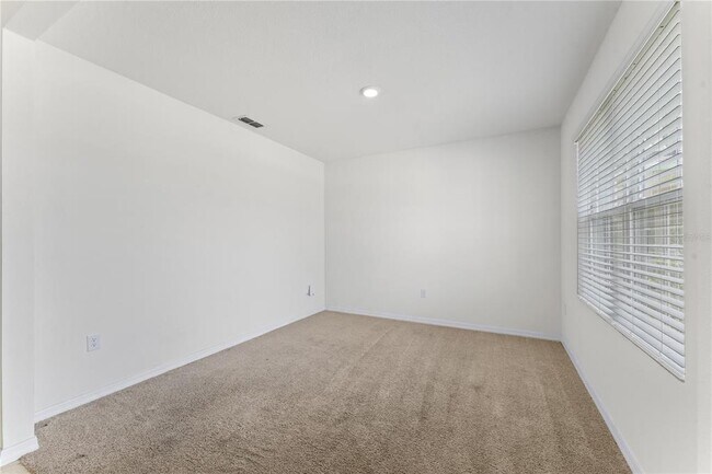 Building Photo - 5038 Foxglove Cir