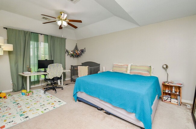 Building Photo - 1307 Irish Mist Ct
