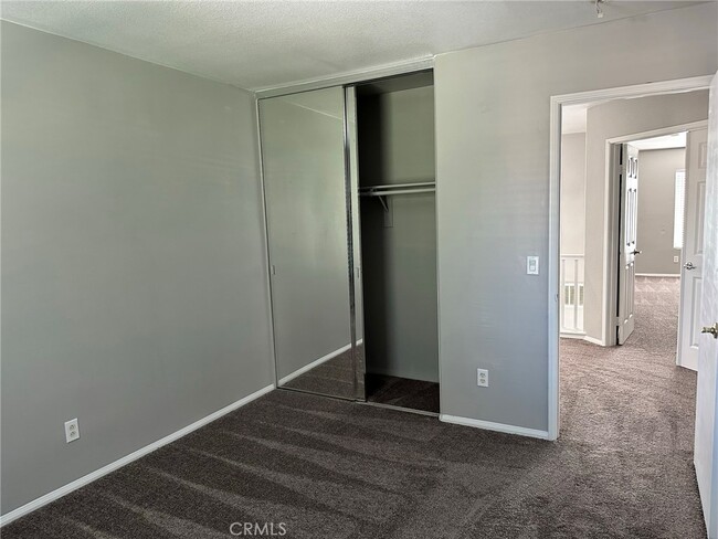 Building Photo - 14886 Shetland Ct