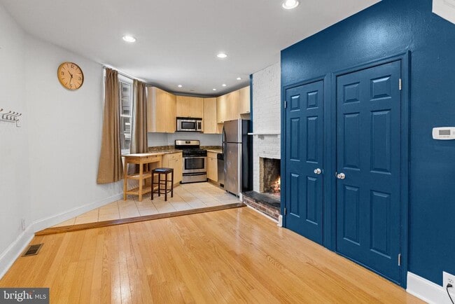 Building Photo - 2700-14 South St