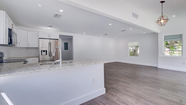 Building Photo - 129 NW 60th St