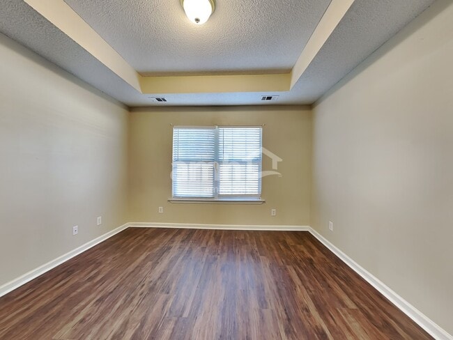 Building Photo - 101 Mills Run Dr