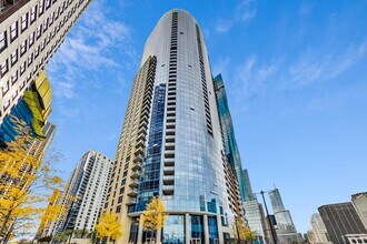 Building Photo - 420 E Waterside Dr