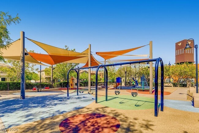 Building Photo - 3008 Barrett Springs Ave