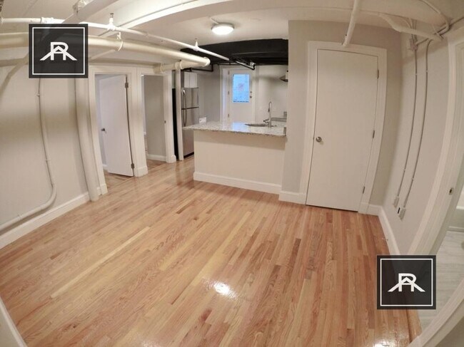 Building Photo - 3 bedroom in Brighton MA 02135