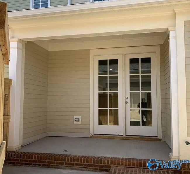 Building Photo - 50 Pine St