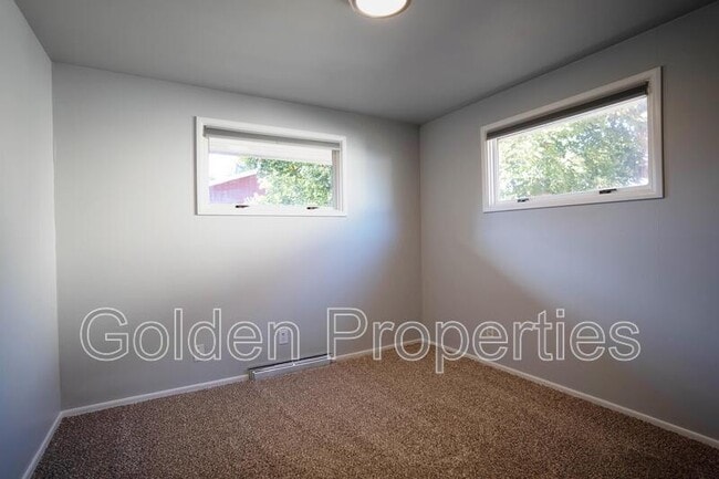 Building Photo - 1013 N 14th St