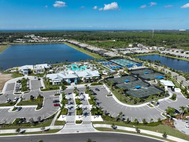 Building Photo - 9982 Beachwalk Dr