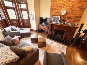 Building Photo - "Charming 1-Bedroom Gem in Vibrant NW DC – Your Perfect Urban Retreat Awaits!"
