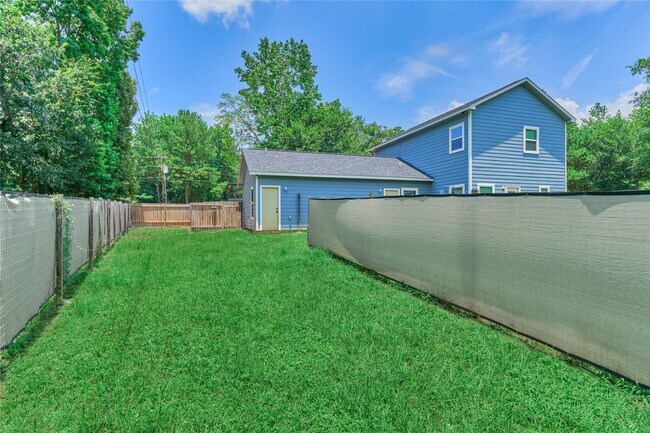 Building Photo - 18147 Firepine Ln