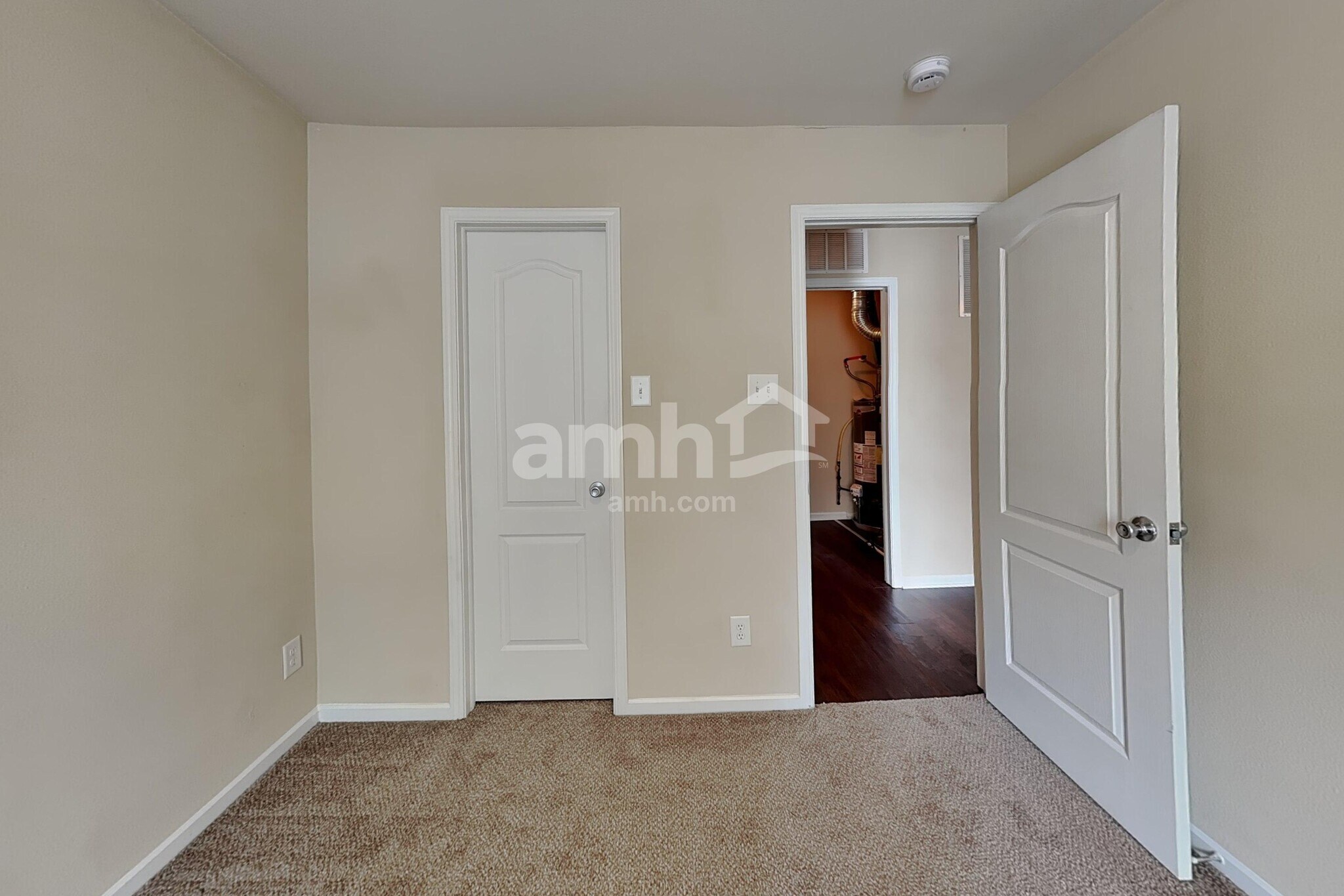 Building Photo - 1320 Perga Ct
