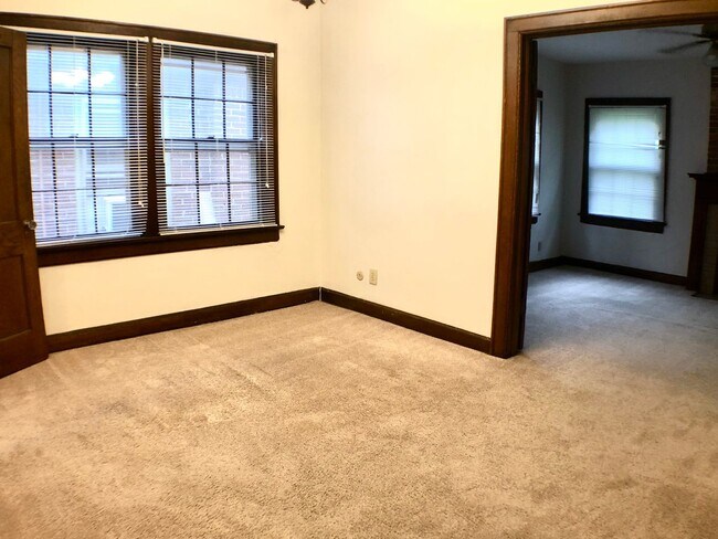 Building Photo - 2054 Iuka Ave