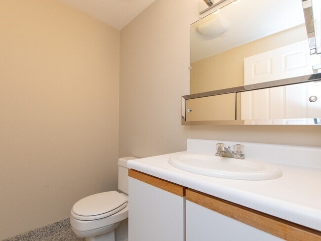 Building Photo - 1 Watermill Pl