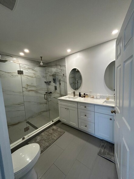 Building Photo - 20930 Via Jasmine