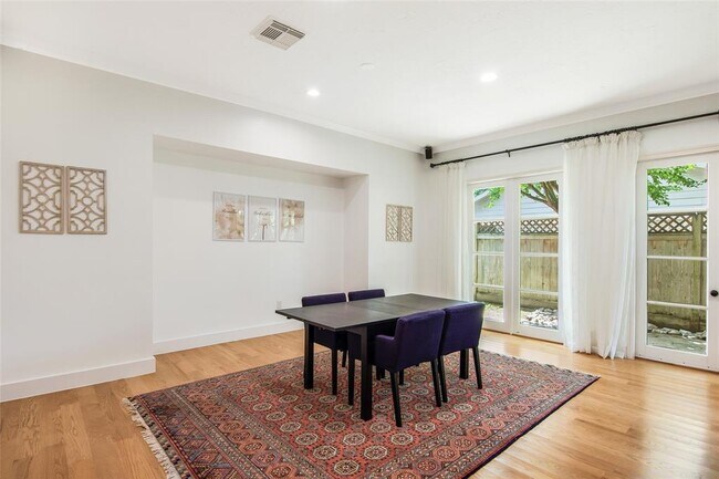 Building Photo - 354 Tealwood Dr