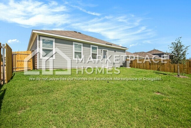 Building Photo - 10925 Gray Mare Dr