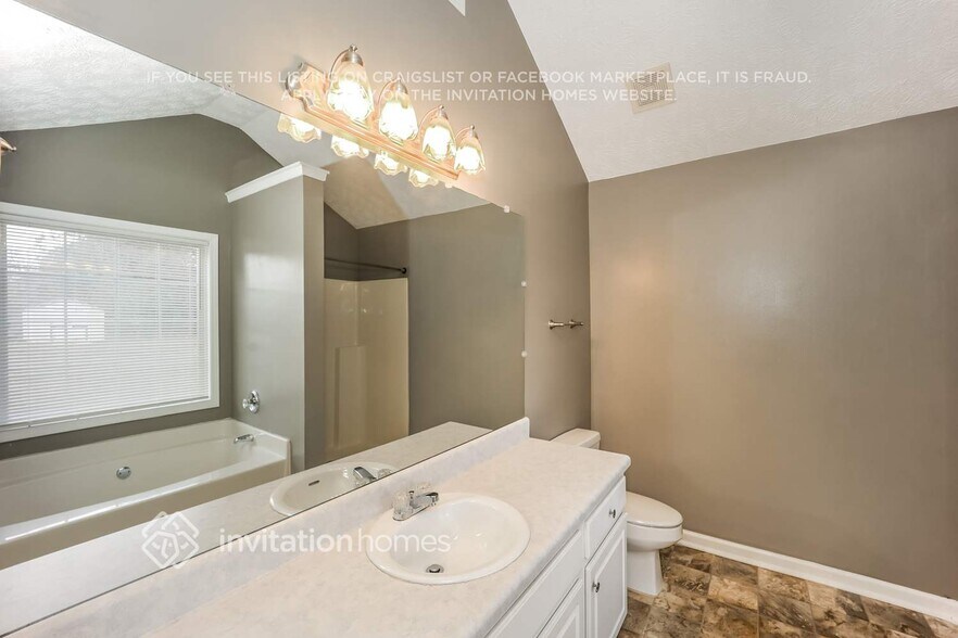 Building Photo - 10 McIntosh Estates Dr