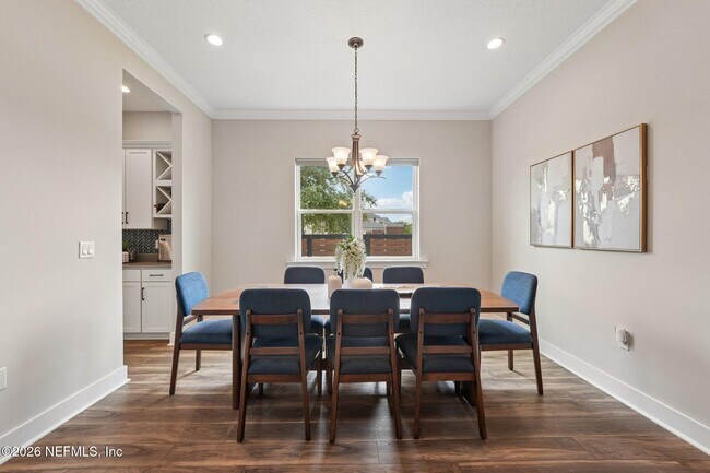 Building Photo - 10223 Silverbrook Trl