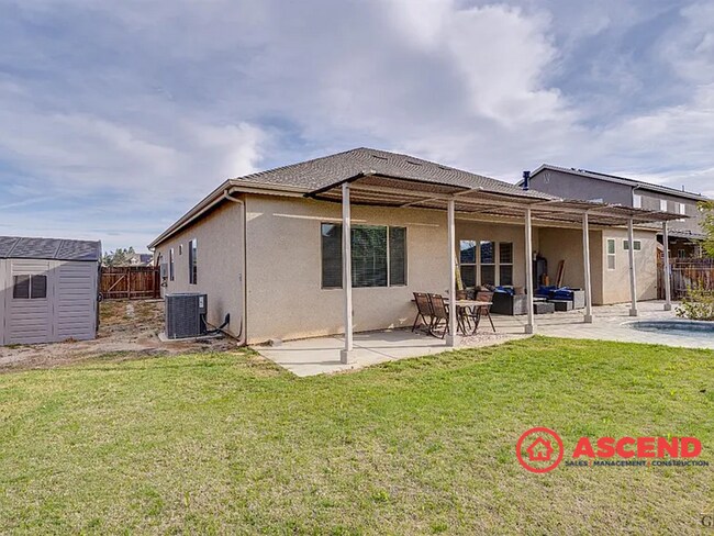 Building Photo - Breathtaking Home Off Calloway and Snow Rd!