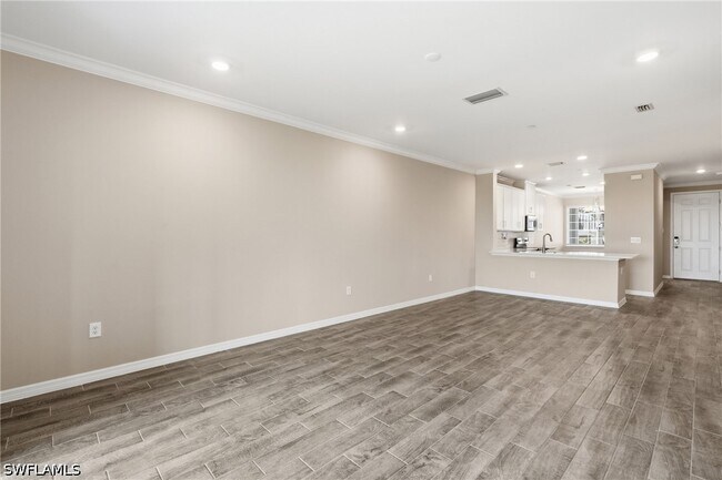 Building Photo - 11841 Venetian Lagoon Dr