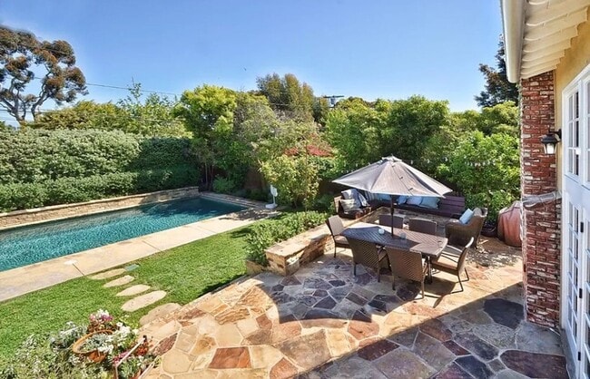 Building Photo - 4 Bed in Palos Verdes Estate • Valmonte Neighborhood