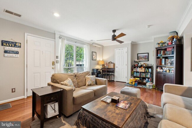 Building Photo - Welcome to this beautifully updated three ...