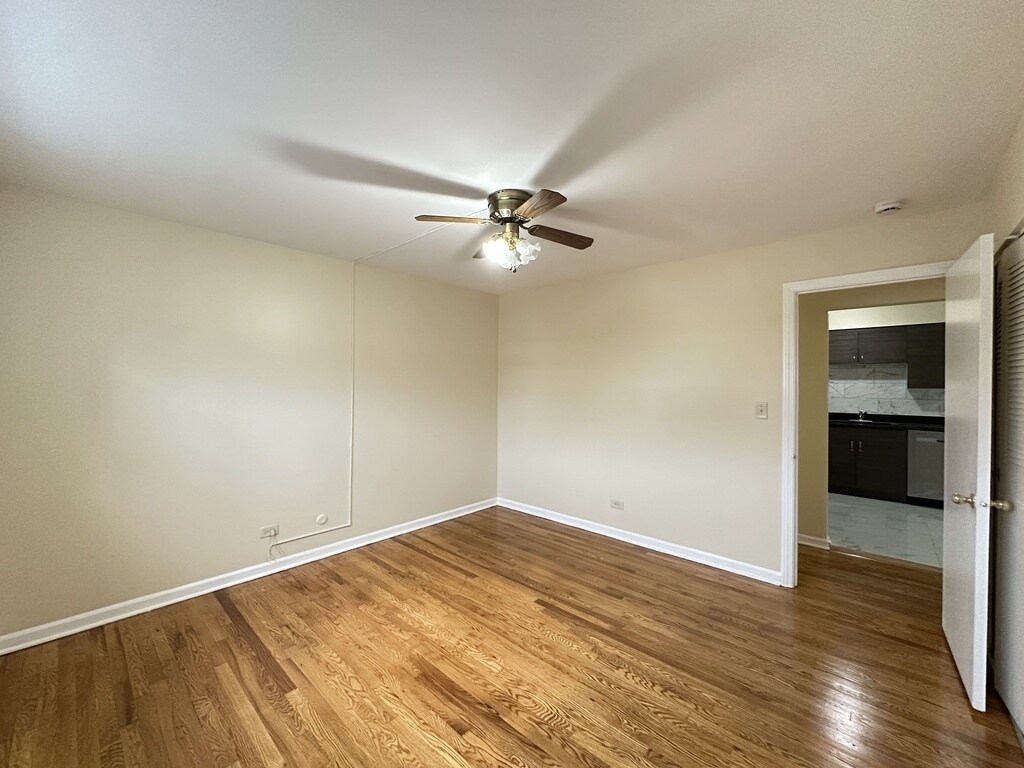 Building Photo - 630 Lincoln Ave