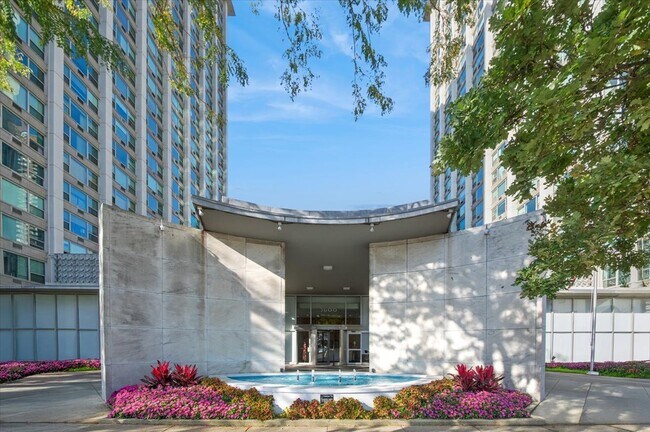 Primary Photo - 3600 N Lake Shore Dr